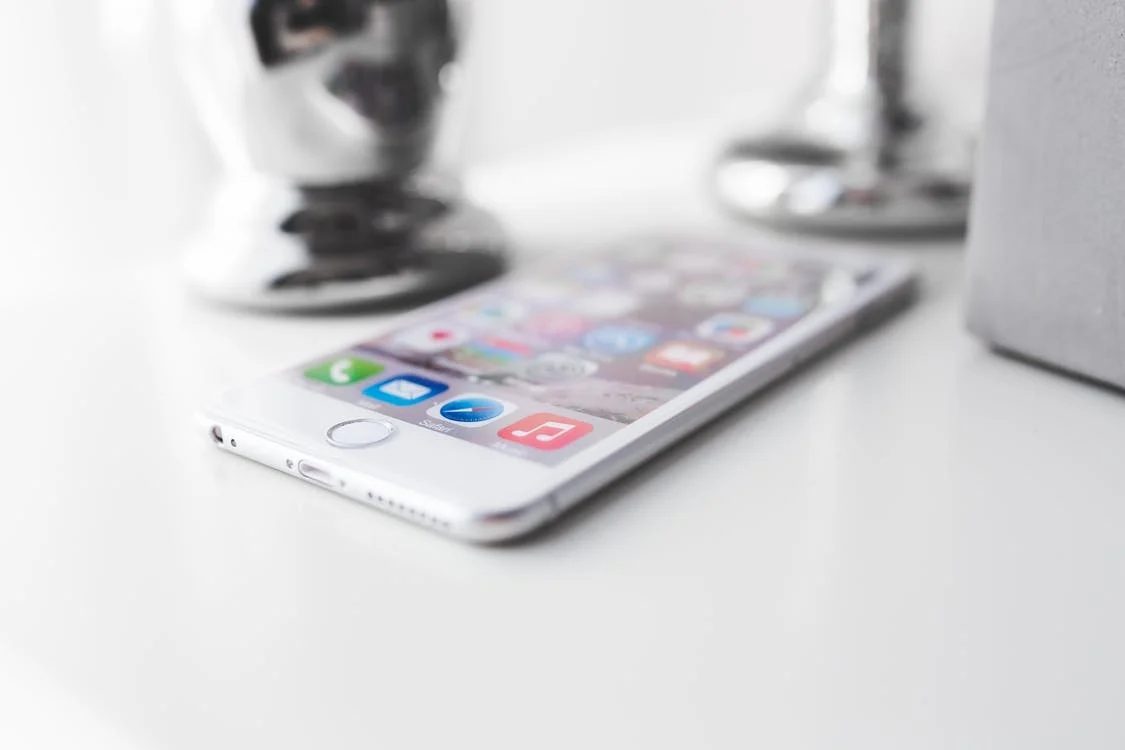 apple-iphone-technology-white.webp.jpg