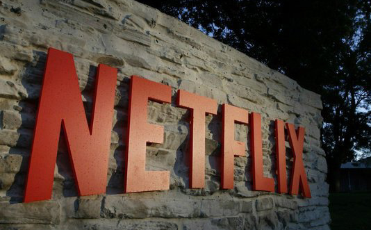 与亚马逊、迪士尼争夺市场份额，Netflix在印度大幅降价，