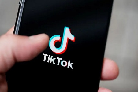 Z世代用户都去TikTok看电影了？烂番茄开通TikTok Jump功能