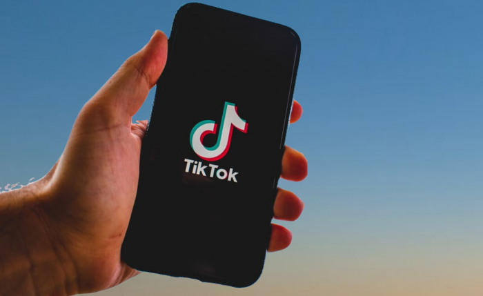 TikTok称正在删除有关美国校园暴力的“危言耸听的警告”