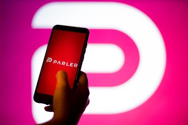 争议越大越受捧？社交平台「Parler」完成2000万美元新一轮融资